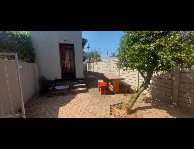 3 BEDROOM HOUSE FOR SALE IN WELTEVREDEN PARK